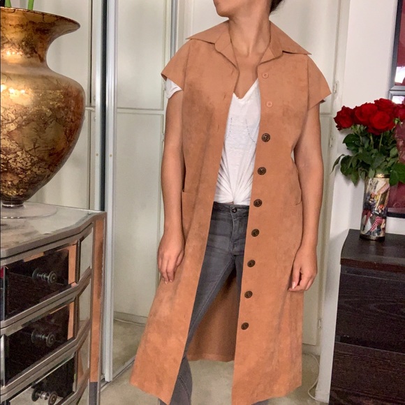 Jackets & Blazers - Vintage cap sleeve trench vest